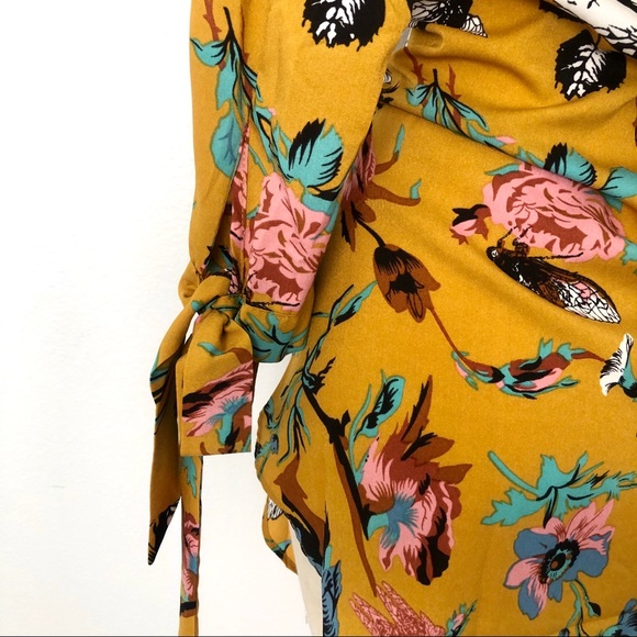 LULUMARI Yellow Floral Tunic off-shoulder Top - Picture 6 of 15